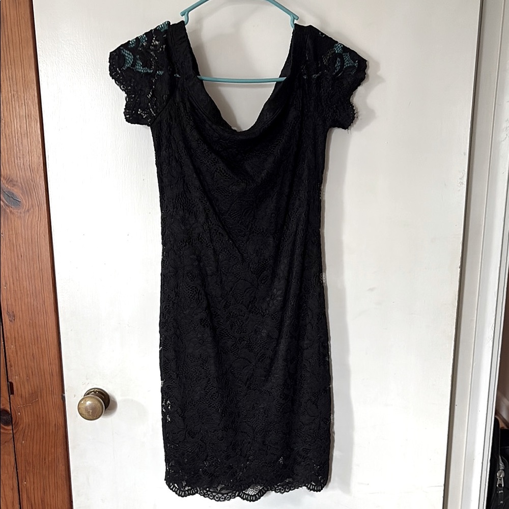 Elegant Black Lace Dress